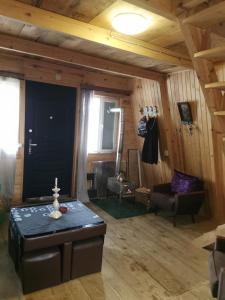 Posezení v ubytování Cloudtop hut