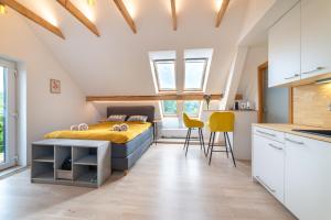 Kuchyň nebo kuchyňský kout v ubytování TinyGreens B & B