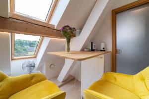 Posezení v ubytování TinyGreens B & B