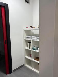 拉伊纳泰The Other Side的相册照片