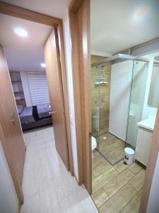 Ένα μπάνιο στο Comfortable and distinguished Apartment at the Bogota's northern