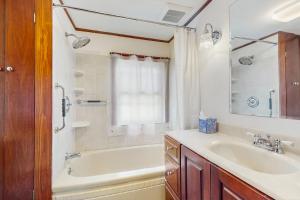 Koupelna v ubytování Blue Moon Cottage + 10 fotografií