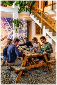 Hosté ubytování ATMA Hostel & Yoga + 35 fotografií