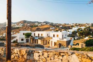 Gallery image of Authentic Cycladic 2Bd House in Mykonos Ano Mera in Ano Mera