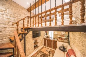 Gallery image of R Studios Old Baku in Baku +221 photos