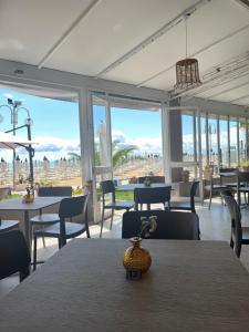 Restaurace v ubytování Hotel Silva Frontemare + 37 fotografií