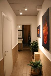 Kuchyň nebo kuchyňský kout v ubytování H22 Hotel + 13 fotografií