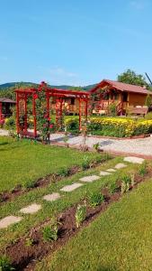 Afbeelding uit fotogalerij van Baltina Parc Transfagarasan in Curtea de Argeş +54 foto's