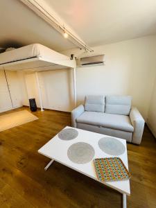 Posezení v ubytování Bandol Appartement Hyper Centre Vue Mer