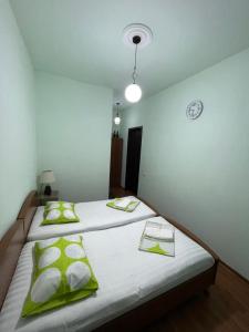 Letto o letti in una camera di Tsisa House