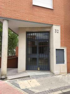 Exteriér nebo vchod ubytování Apartamento turístico mad-aeropuerto ifema