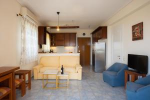 Gallery image of Bluenique Barbati in Corfu Town +7 photos