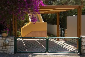 Gallery image of Bluenique Barbati in Corfu Town