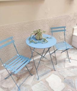 Φωτογραφία από το άλμπουμ του La Fleur στην Ερμούπολη +4 φωτογραφίες
