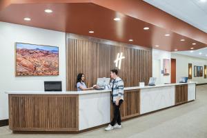 Hosté ubytování Holiday Inn Resort Mesquite by IHG + 53 fotografií