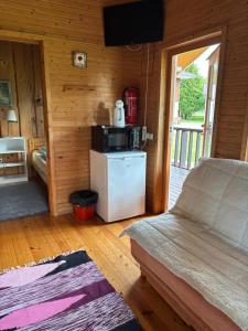 Kuchyň nebo kuchyňský kout v ubytování Kuningatalu camping