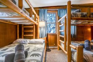 Ένα ή περισσότερα κρεβάτια σε δωμάτιο στο Lake harmony estates beach and lake access