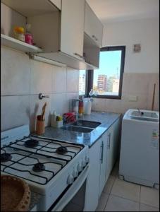 Køkken eller tekøkken på La esquinita de Barrio Norte + 3 billeder