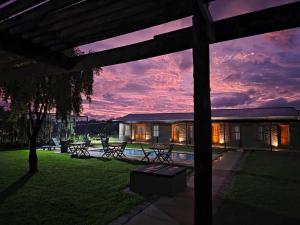 Amanecer o atardecer desde la casa de huéspedes o alrededores 7 fotos más