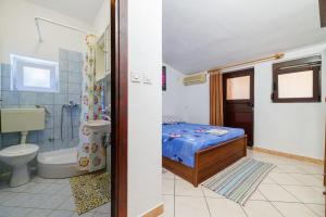 Koupelna v ubytování Apartments Jase