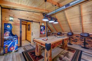Foto dalla galleria di Red Cedar Lodge By Avada Properties a Sevierville
