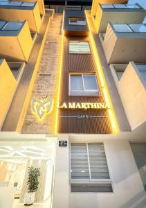 Bangunan di mana terletaknya apartmen