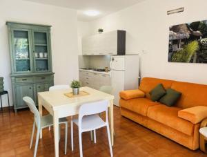 Η κουζίνα ή μικρή κουζίνα στο Villa with garden near the beach