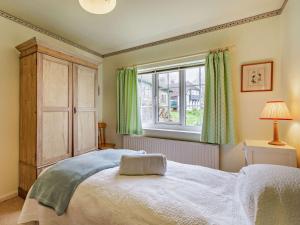 Gallery image of 4 Bed in Uckfield BT021 in Buxted