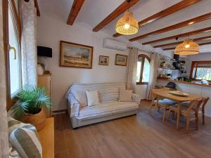 Posezení v ubytování La casita de Javea