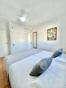 Ένα ή περισσότερα κρεβάτια σε δωμάτιο στο Paradise Brisas +20 φωτογραφίες