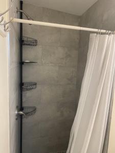 Ένα μπάνιο στο Sweetwater Villa