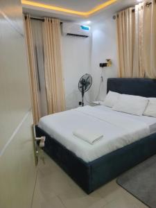 Gallery image of His Royal Glamour Apartments in Lagos +7 photos