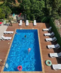 Bazén v ubytování Green Cape Guest House nebo v jeho okolí