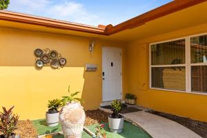 Foto dalla galleria di Amazing Home Just Mins To Hospitals Golf & Parks a Plantation