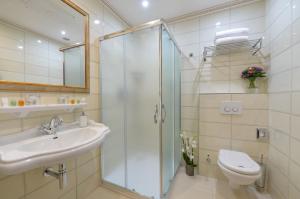 Kúpeľňa v ubytovaní Hotel Hastal Prague Old Town