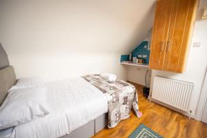 Postel nebo postele na pokoji v ubytování Brick Hotel