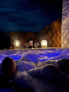 Sundlaugin á Hass Glamping Jericó eða í nágrenninu