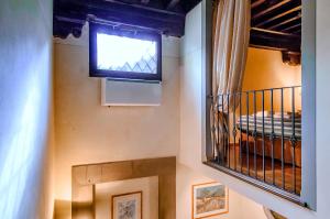 TV o dispositivi per l'intrattenimento presso Corno Florentine Apartment by 360Rentals