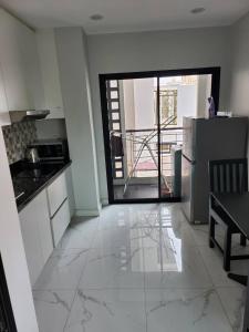 Η κουζίνα ή μικρή κουζίνα στο pnd apartment 2코너