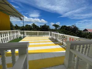 Balkón nebo terasa v ubytování Ocean Breeze Poolvilla at Pattaya