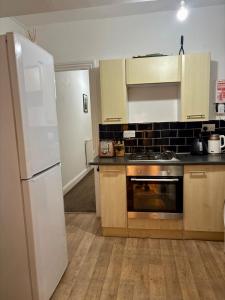 Dapur atau dapur kecil di Twin room at Sandon road