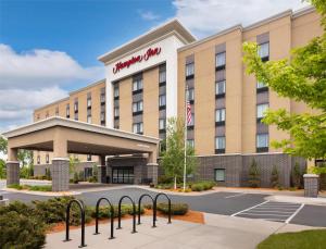 a rendering of the hampton inn columbus at Hampton Inn Minneapolis-Roseville,MN in Roseville