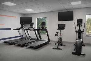 Fitness centrum a/nebo fitness zařízení v ubytování Hampton Inn and Suites Georgetown/Austin North, TX