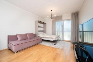 TV a/nebo společenská místnost v ubytování Simple Stay at Katusepapi