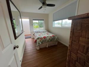 Cozy Custom Vacation Home客房内的一张或多张床位