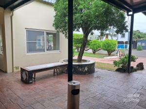 Stolní tenis v ubytování Tianyuan Nanwan Homestay nebo okolí