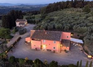 モンテルーポ・フィオレンティーノにあるSotto colle - villaの田地の大家の空見