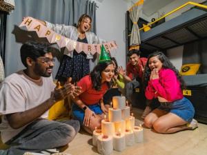 入住The Hosteller Bangalore, Koramangala的客人