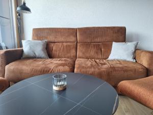 A seating area at Charming apartment with great view