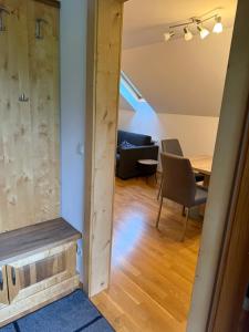 Posezení v ubytování Ferienwohnung Harrer